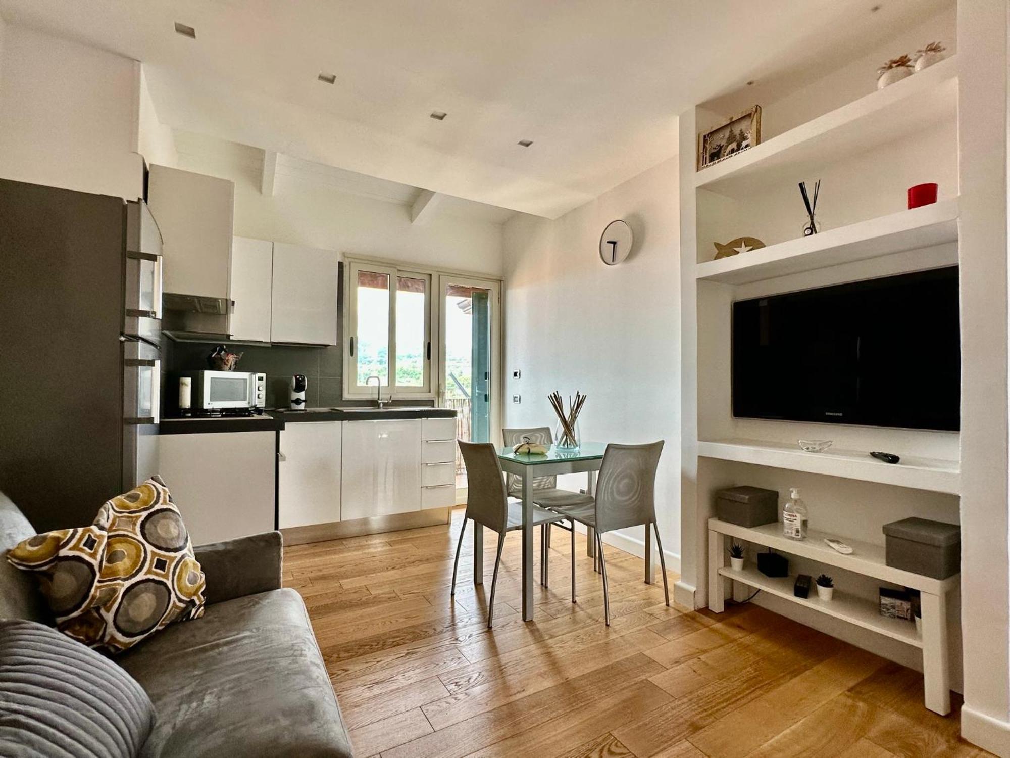 Suite Delicia Apartment - Appartamento Con Terrazza Neapel Exterior foto